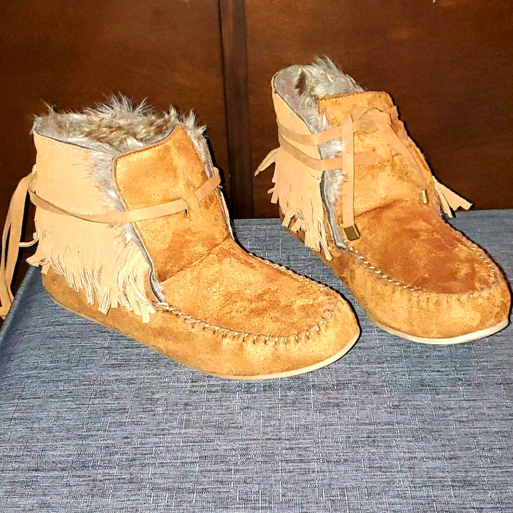 Ladies Shoes